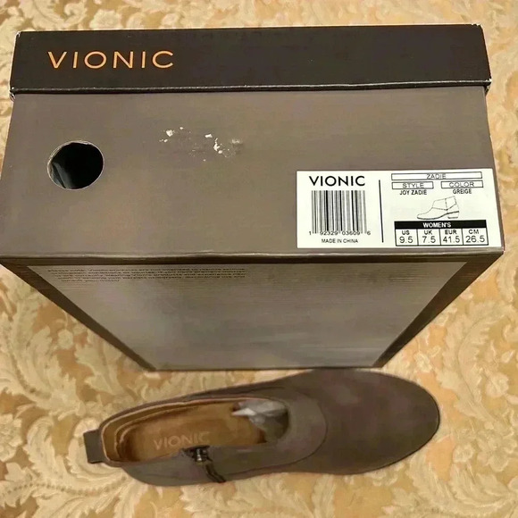 Size 9.5 Vionic Joy Zadie Suede Ankle Boot in Griege (Gray/Beige) Block Heel NIB - Picture 3 of 9
